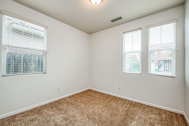 2143 Lombard Lane, Clovis, CA 93619