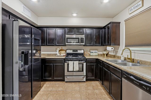 5868 Baywood Street, Santa Teresa, NM 88008