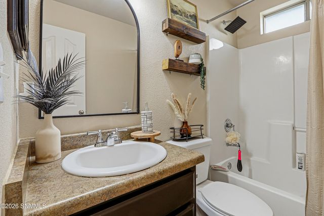 5868 Baywood Street, Santa Teresa, NM 88008