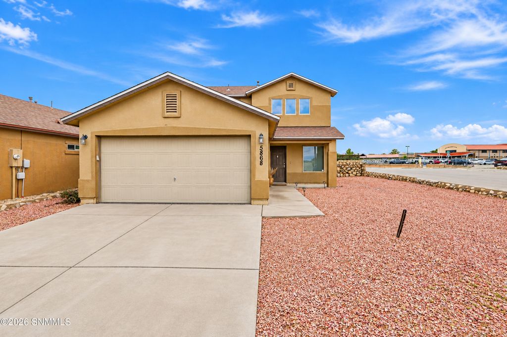 5868 Baywood Street, Santa Teresa, NM 88008