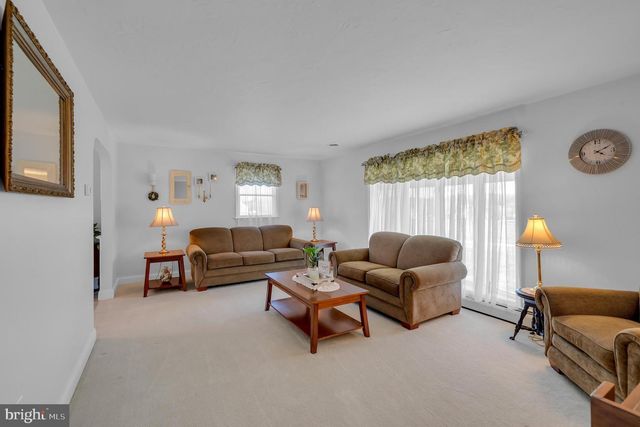 183 ROLAND RD, East Berlin, PA 17316