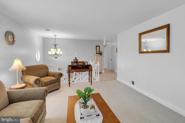 183 ROLAND RD, East Berlin, PA 17316