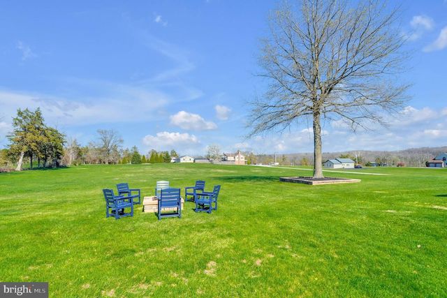 183 ROLAND RD, East Berlin, PA 17316