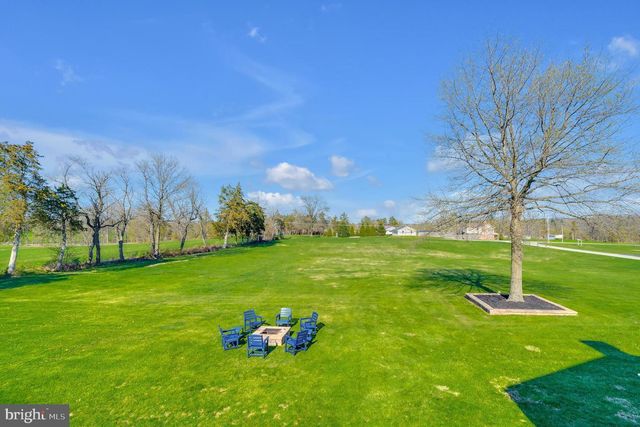 183 ROLAND RD, East Berlin, PA 17316