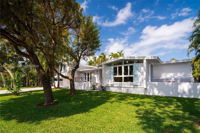 669 S Mashta Drive, Key Biscayne, FL 33149