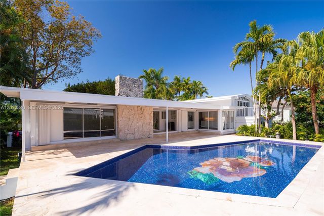 669 S Mashta Drive, Key Biscayne, FL 33149