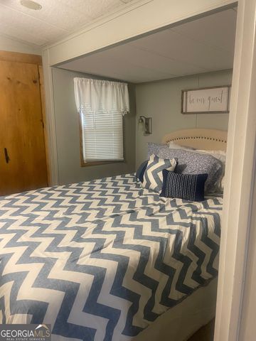 32 Yogi Bear Boulevard, Cleveland, GA 30528