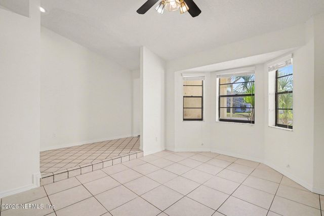 10 PATCHOGUE Lane, Palm Coast, FL 32164