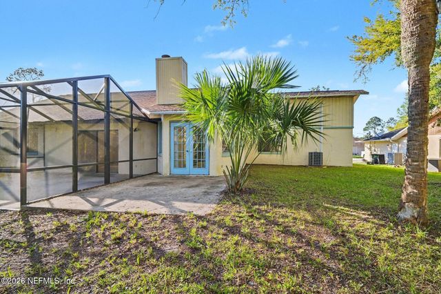 10 PATCHOGUE Lane, Palm Coast, FL 32164