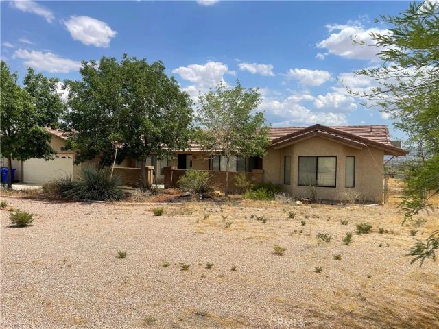23859 Papago Road, Apple Valley, CA 92307