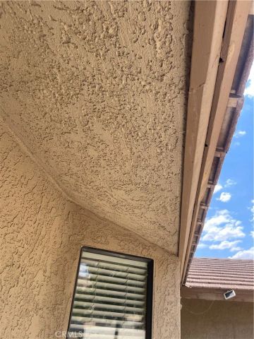 23859 Papago Road, Apple Valley, CA 92307