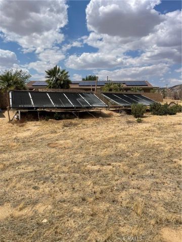 23859 Papago Road, Apple Valley, CA 92307