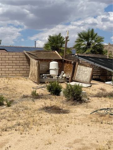 23859 Papago Road, Apple Valley, CA 92307