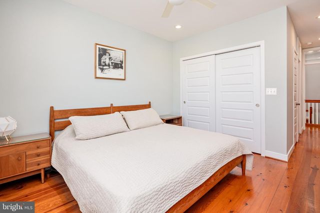 218 E BARNEY ST, Baltimore, MD 21230