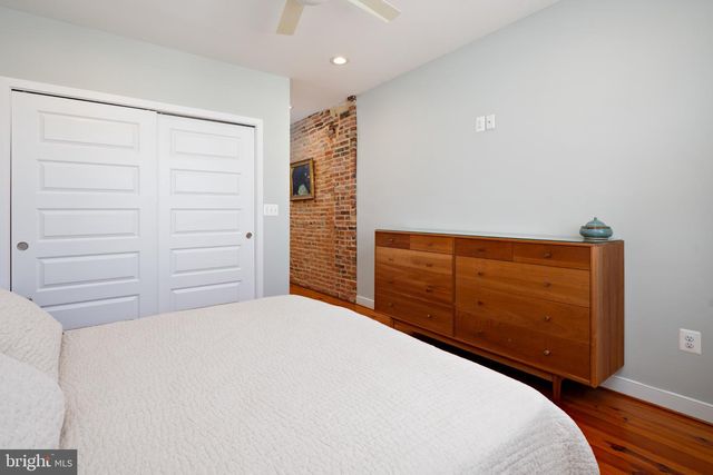 218 E BARNEY ST, Baltimore, MD 21230