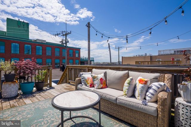 218 E BARNEY ST, Baltimore, MD 21230