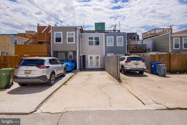 218 E BARNEY ST, Baltimore, MD 21230