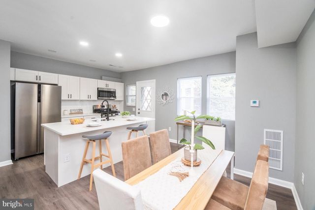 3825 PALL MALL RD, Baltimore, MD 21215