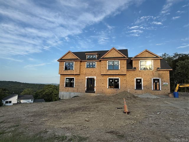 75 Eleanor Drive, Mahopac, NY 10541