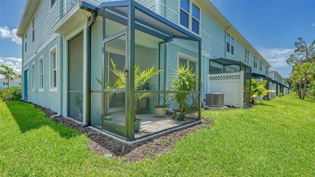 3092 VIA SIENNA CIRCLE, Sarasota, FL 34243
