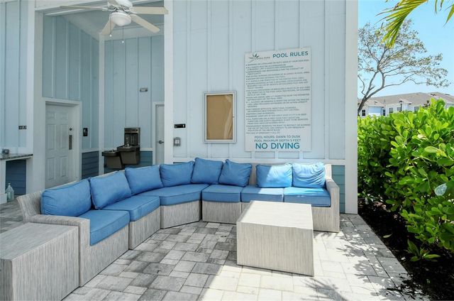 3092 VIA SIENNA CIRCLE, Sarasota, FL 34243