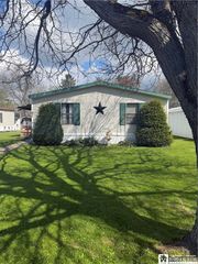 35 Circle Drive, Yorkshire, NY 14173