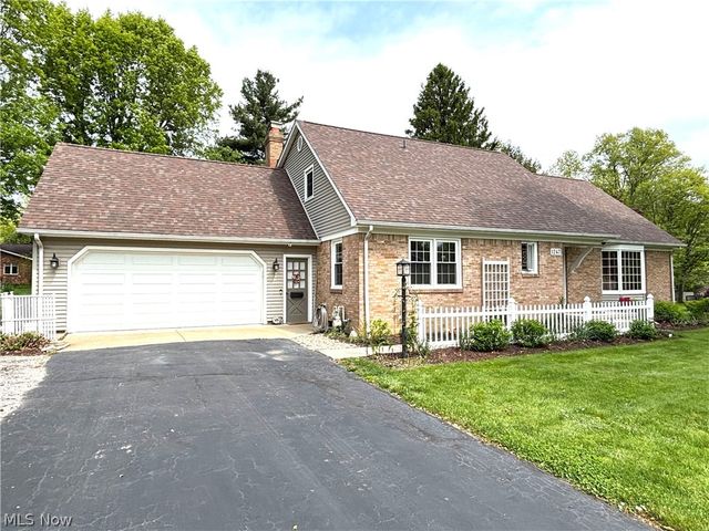 1247 Highland Avenue, Salem, OH 44460