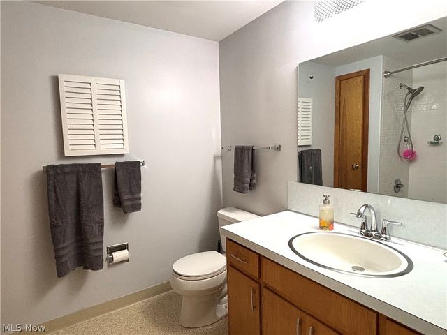 1247 Highland Avenue, Salem, OH 44460