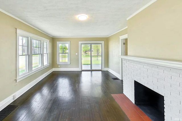 1202 Cleveland Avenue, South Bend, IN 46628