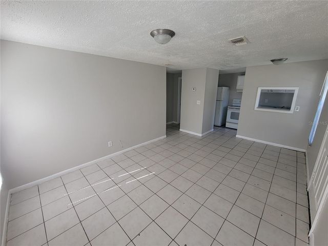 1517 E 142ND AVENUE, Tampa, FL 33613