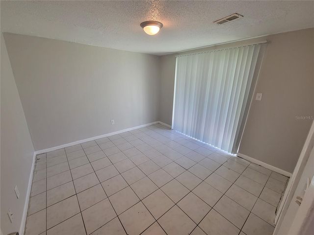 1517 E 142ND AVENUE, Tampa, FL 33613