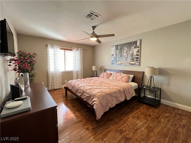 6611 Tropicana 201, Las Vegas, NV 89103