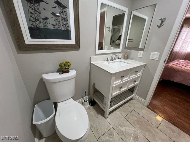 6611 Tropicana 201, Las Vegas, NV 89103