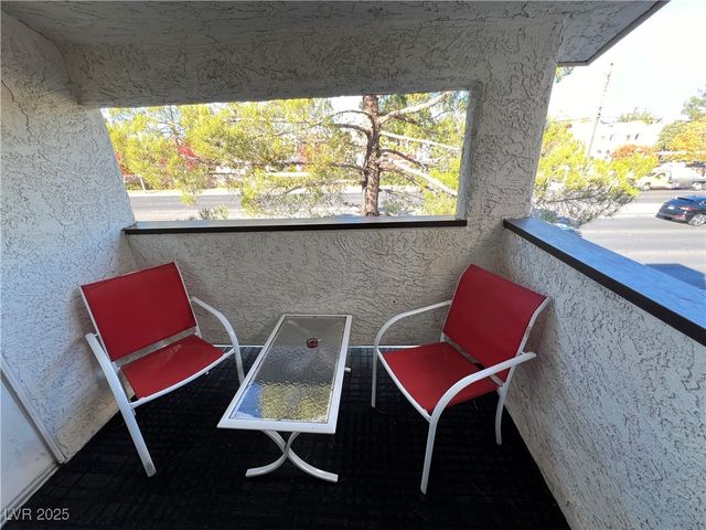 6611 Tropicana 201, Las Vegas, NV 89103