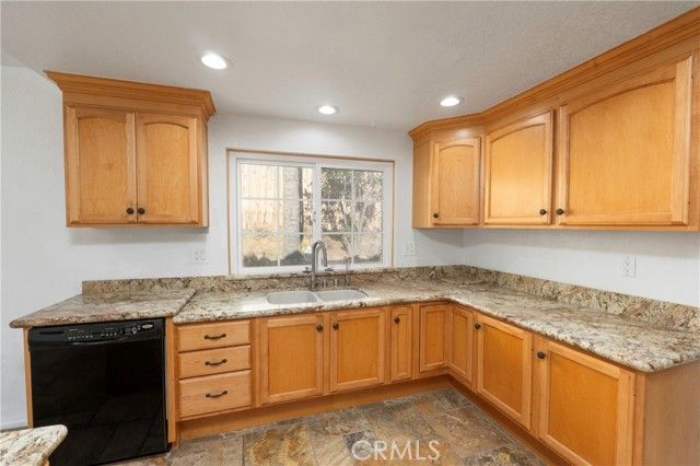 5670 Peacock, Riverside, CA 92505