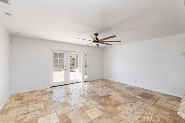 5670 Peacock, Riverside, CA 92505