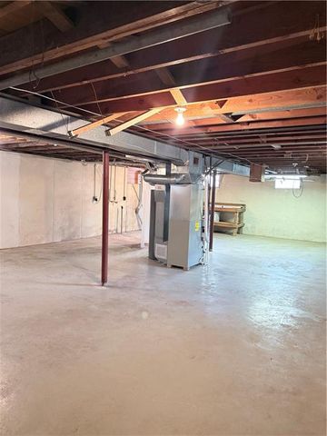 1613 N Mccoy Street, Independence, MO 64050