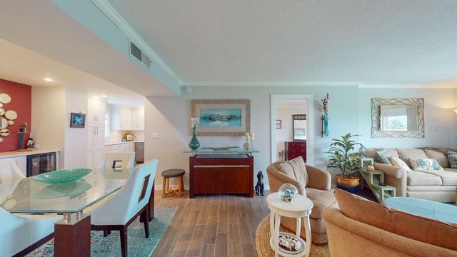 1120 N SHORE DRIVE NE 501, St Petersburg, FL 33701