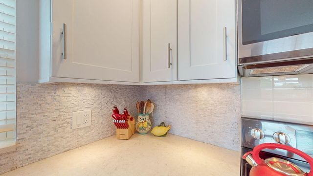 1120 N SHORE DRIVE NE 501, St Petersburg, FL 33701