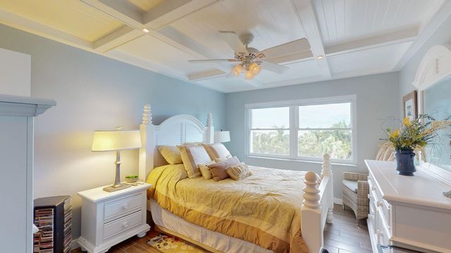 1120 N SHORE DRIVE NE 501, St Petersburg, FL 33701