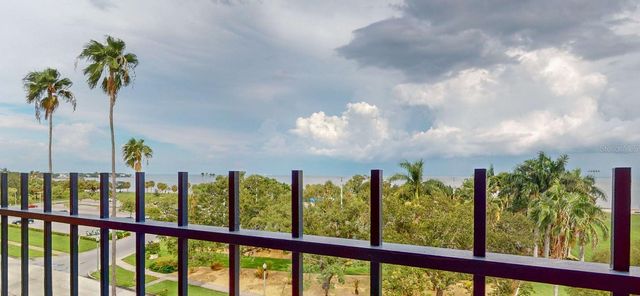 1120 N SHORE DRIVE NE 501, St Petersburg, FL 33701