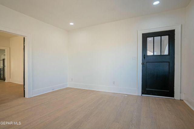 3216 Lebanon Avenue 1, El Paso, TX 79930