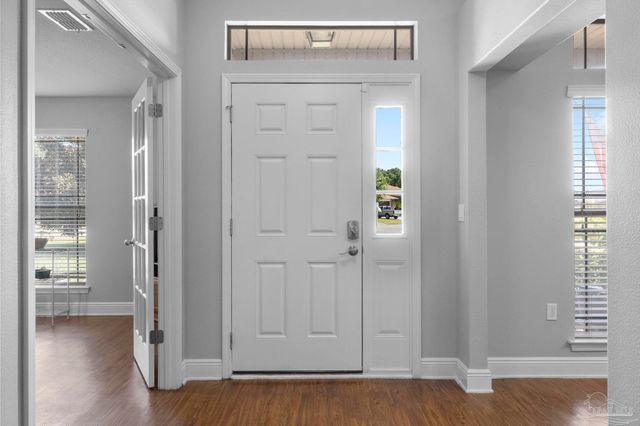 3907 Elevator Ct, Pace, FL 32571