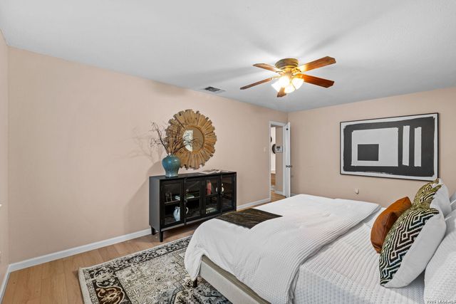 9203 Ridge Grove, San Antonio, TX 78250