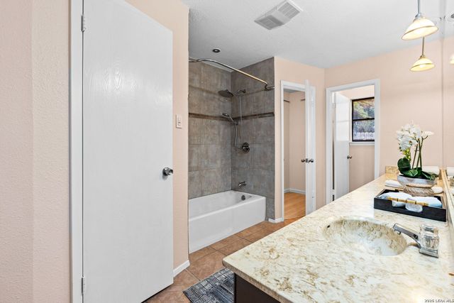 9203 Ridge Grove, San Antonio, TX 78250