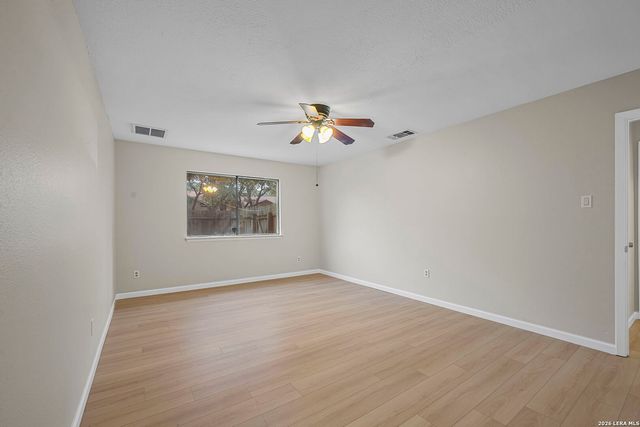 9203 Ridge Grove, San Antonio, TX 78250