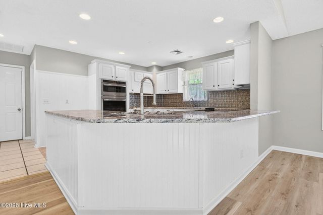519 Boundaryline Drive NW, Calabash, NC 28467