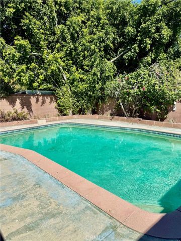 7000 Nagle, North Hollywood, CA 91605