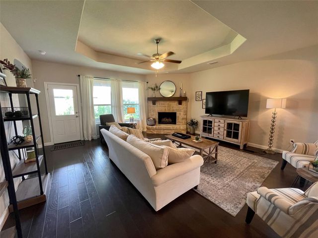 1904 Cardinal Way, Argyle, TX 76226