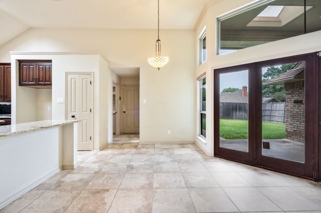 1341 Nettleton Drive, Desoto, TX 75115
